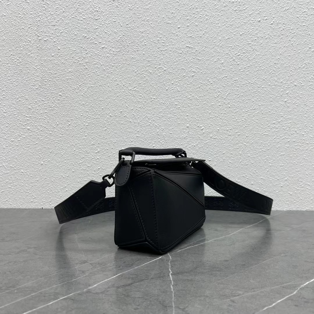 Loewe Mini Puzzle Bag in Classic Calfskin Black